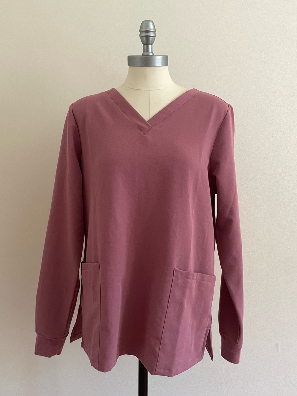 Mandala Scrubs Long Sleeve 6 Pocket Top Mauve